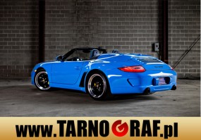 Fototapeta na wymiar - P.H.U. TARNOGRAF - Fabryka Reklamy Tarnobrzeg