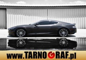 Fototapeta na wymiar - P.H.U. TARNOGRAF - Fabryka Reklamy Tarnobrzeg