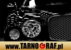 Fototapeta na wymiar - P.H.U. TARNOGRAF - Fabryka Reklamy Tarnobrzeg