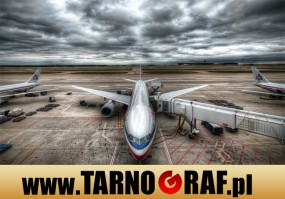 Fototapeta na wymiar - P.H.U. TARNOGRAF - Fabryka Reklamy Tarnobrzeg