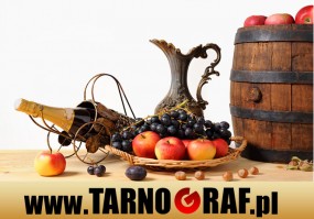 Fototapeta na wymiar - P.H.U. TARNOGRAF - Fabryka Reklamy Tarnobrzeg