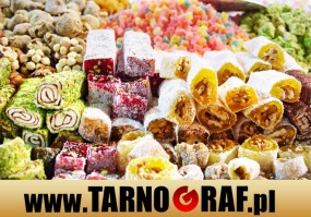 Fototapeta na wymiar - P.H.U. TARNOGRAF - Fabryka Reklamy Tarnobrzeg