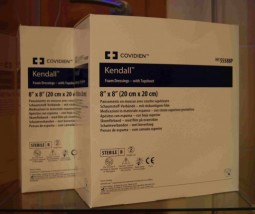 Opatrunek z piany poliuretanowej Kendall - Medica Trend  Gabinet Chirurgiczny - Sławomir Kaczmarek Kalisz
