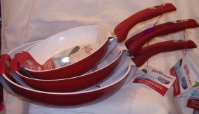 Patelnia ceramiczna Bialetti Aeternum seria Red 24cm - Temar PHU Teresa Rybicka Częstochowa