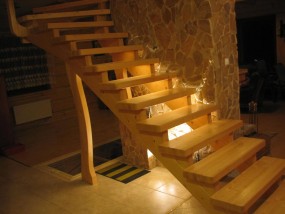 Tanie schody drewniane - Stolarstwo Usługi Remontowo-budowlane Sopotnia Wielka