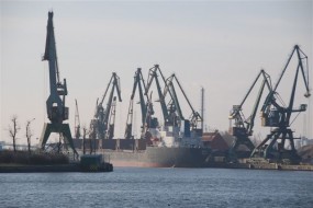 Kurs operatora i konserwatora żurawi dokowych - Bałtycka Akademia Umiejętności Gdańsk