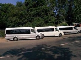 Wynajem samochodu dostawczego Warszawa - Wynajem autobusów i busów Bowi-Trans