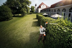 STIHL Akumulatorowe nożyce do żywopłotu na wysięgniku - AGRO-CLASSIC Sławomir Giża Sp.j. Golina