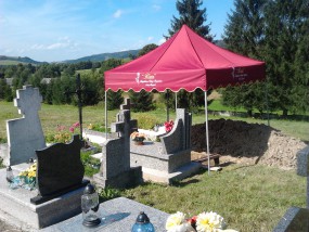 Profesjonalny namiot pogrzebowy - Kompleksowe Usługi Pogrzebowe RÓŻA Nowy Żmigród