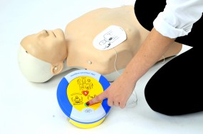 Instruktaż obsługi AED - Northmed Szkolenia Adam Patałuch Gdańsk