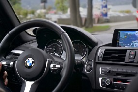 Napełnianie klimatyzacji w samochodach BMW - AUTO -GRZEŚ Grzegorz Jeliński Banino