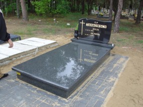 grobowiec granitowy - Zakład Kamieniarski Mariusz Szumiński Bydgoszcz