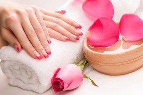 Stylizacja paznokci- manicure - Body Service Ewa Przygodzka Zabrze