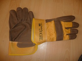 Rękawice - Przedsiębiorstwo usługowo handlowe Tczew