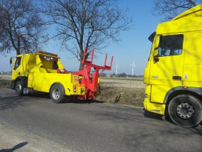 Holowanie samochodów ciężarowych - P.H.U. HAKO Bełchatów