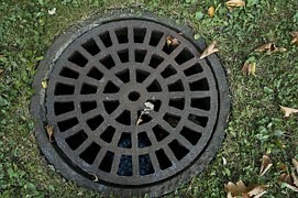 Udrożnienie kanalizacji - Pogotowie kanalizacyjne czyszczenie i monitoring kanalizacji Kraków