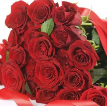 Kwiaty na Walentynki, 14 lutego kup Czerwone Róże - Kwiaty Z Daleka - Kwiaciarnia Internetowa Warszawa