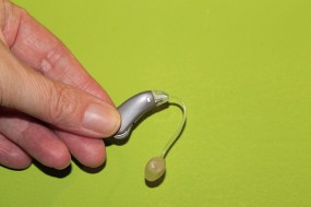 Naprawa aparatów słuchowych - CENTERTON Aparaty słuchowe Konin