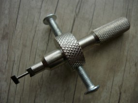 kluczyk/wytrych /pick/narzędzie do otwierania zamków /kłudek - sos zabezpieczenia Piotr Trzcinski Zgorzelec