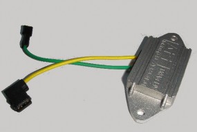 Regulator napięcia alternatora - F.H. BŁYSKAWICA Chorzów
