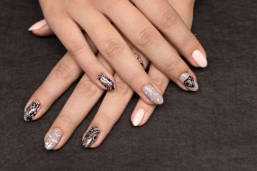 Manicure hybrydowy - Emilia Świątek-Serwach Wizaż i Fotografia Inowrocław