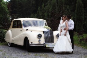 Wynajem zabytkowego samochodu Armstrong Siddeley z 1953 roku - Samochody do ślubu Auta zabytkowe Szczedrzyk
