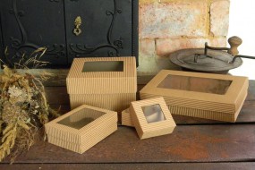 Pudełka z okienkiem - F.H.P. Arkusz s.c. Małgorzata Adamczyk, Marek Bartoń Kraków