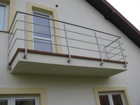 Balustrady balkonowe ze stali nierdzewnej - Radosław Jurczak STYLINOX Cecylówka Głowaczowska