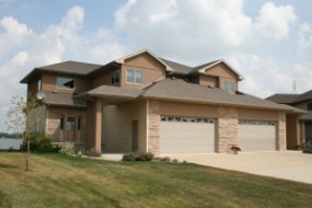 Bramy garażowe segmentowe - ZELBUD - Materiały budowlane Sandomierz