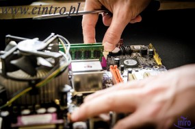 naprawa komputerów - Usługi Informatyczne - eINTRO naprawa odzyskiwanie danych Mogilno