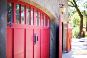 Montaż bram garażowych - Marka - Okna, Drzwi, Pokrycia Dachowe Włoszczowa