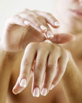 MANICURE I PIELĘGNACJA DŁONI - Gabinet Depilacji Laserowej i Kosmetologii Estetycznej MAGIC POT Warszawa