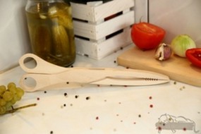 Szczypce drewniane do grilla - F.P.H.U drewpart Szerzyny