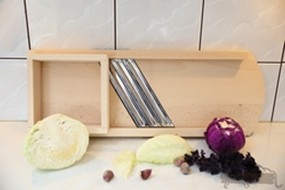 Duża drewniana tarka z szufladką - F.P.H.U drewpart Szerzyny