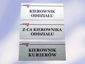 Tabliczki informacyjne na drzwi biura - VERUS - Pracownia Reklamy Lublin