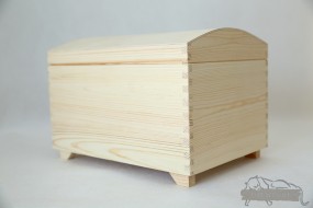 Drewniany kufer na zabawki w kształcie skrzyni skarbów - F.P.H.U drewpart Szerzyny