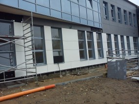 Elewacje wentylowane - PANEL-MODULE Gębarzewo