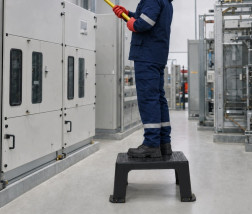 Pomost  izolacyjny do 45 kV - REAL BHP - Artykuły BHP i Sprzęt Elektroizolacyjny Warszawa