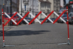 Bariera plastikowa nożycowa  składana 200 cm. x 120 cm. - REAL BHP - Artykuły BHP i Sprzęt Elektroizolacyjny Warszawa