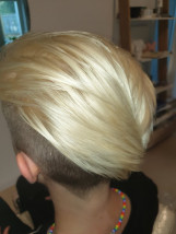 Profesjonalne strzyżenie - Pracownia Fryzjerska Anita Dratkowicz Zgierz