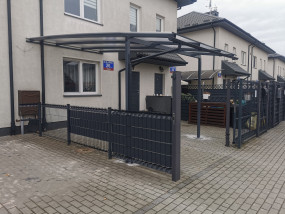 nowoczesna stalowa wiata samochodowa poliwęglan ocynk na wymiar montaż - Wojtdach Zadaszenia Tarasów Balkonów Wiaty Samochodowe Garażowe Daszki nad Dr
