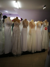 Suknie Ślubne, wieczorowe, komunijne - Boutique Wiktoria Moda Ślubna i Wieczorowa Wypożyczalnia Jabłonka