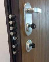 Awaryjne Otwieranie Drzwi - Pogotowie Zamkowe 24H - Wymiana Zamków Warszawa