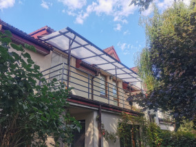 stalowe zadaszenie z poliwęglanu - Wojtdach Zadaszenia Tarasów Balkonów Wiaty Samochodowe Garażowe Daszki nad Drzwi Warszawa