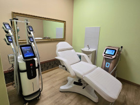 Kriolipoliza - Arwit Beauty Salon Kosmetyczny - Kriolipoliza, Depilacja Laserowa, Oczyszczanie Wodorowe Dołuje