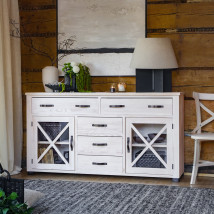 Komoda bielona do salonu z przeszklonymi drzwiczkami. - MEBLO-WOSK Producent Mebli Stylizowanych Białka