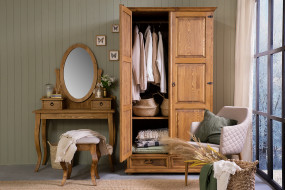 Szafa prowansalska z drewna sosnowego. - MEBLO-WOSK Producent Mebli Stylizowanych Białka