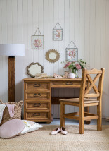 Biurko woskowane z szufladkami. - MEBLO-WOSK Producent Mebli Stylizowanych Białka