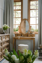 Drewniana toaletka do sypialni. - MEBLO-WOSK Producent Mebli Stylizowanych Białka