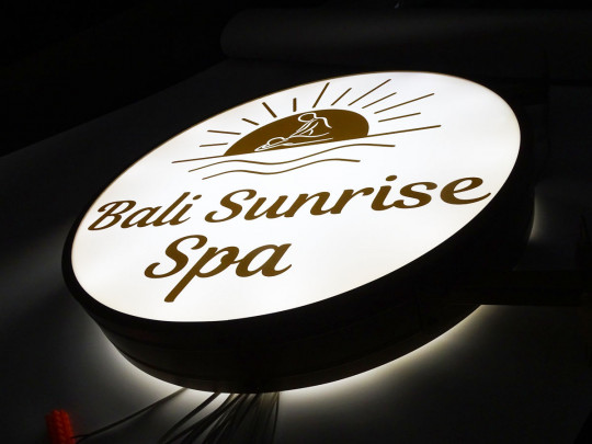 Dwustronny kaseton...